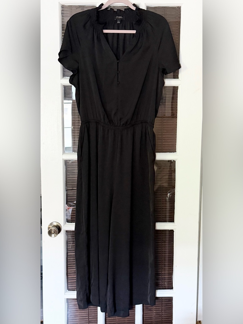 Banana Republic Women’s L‎ Silky Black Wide Leg Cropped Jumpsuit | SKU 0418